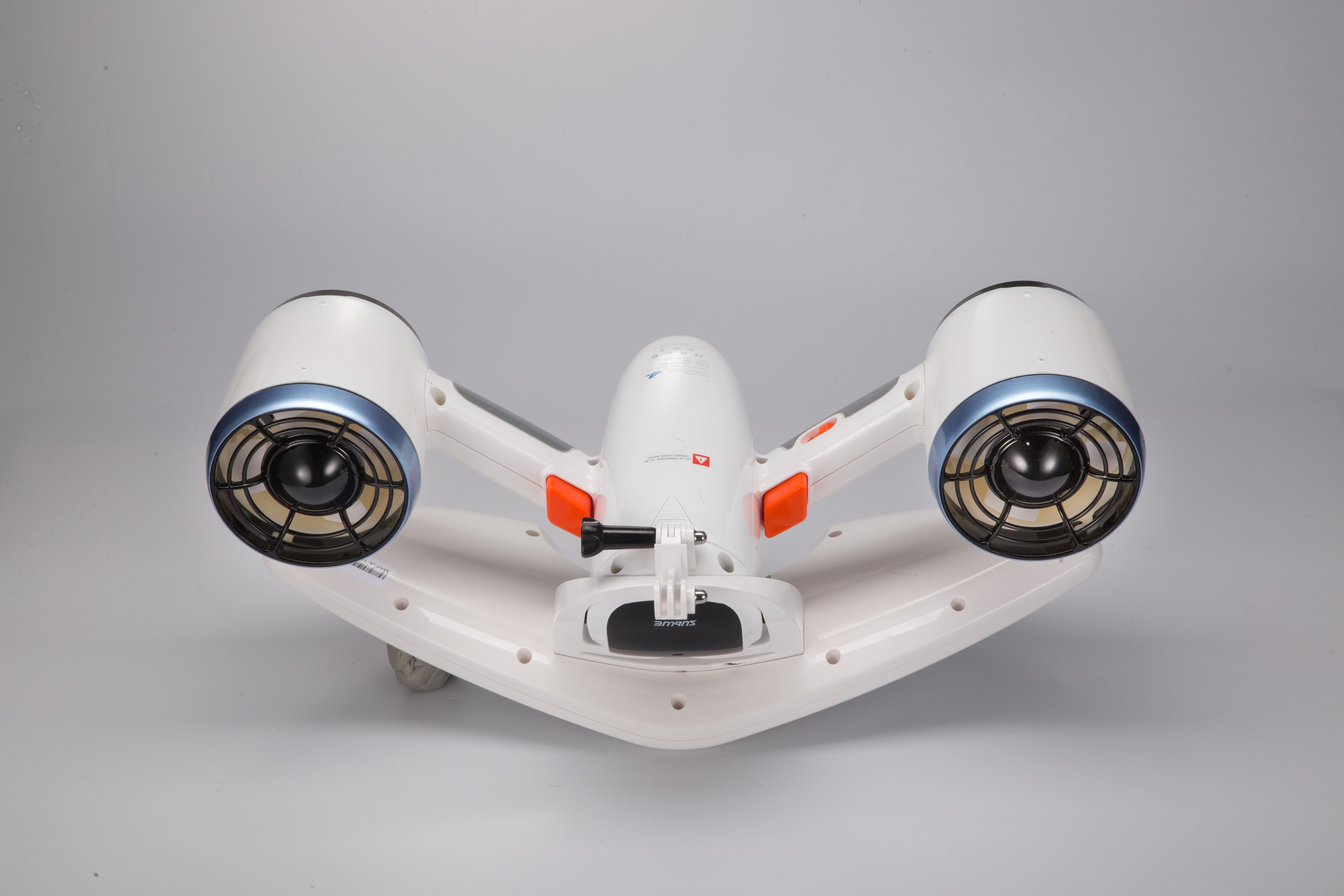 Front view of Sublue Mix underwater scooter with dual thrusters for enhanced buoyancy.